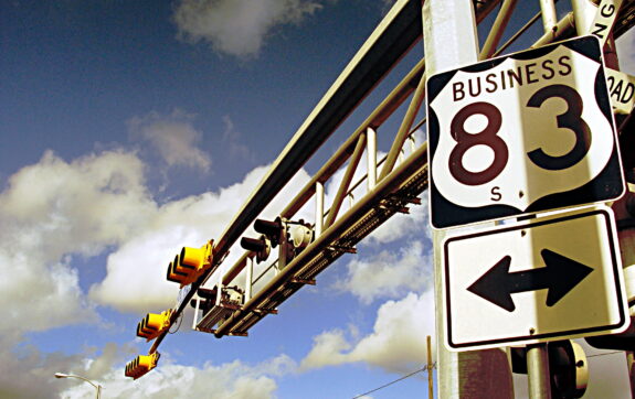 Attribution-NonCommercial-ShareAlike (CC BY-NC-SA 2.0) https://www.flickr.com/photos/antanith/ Crossing at Old 83 and Texas
